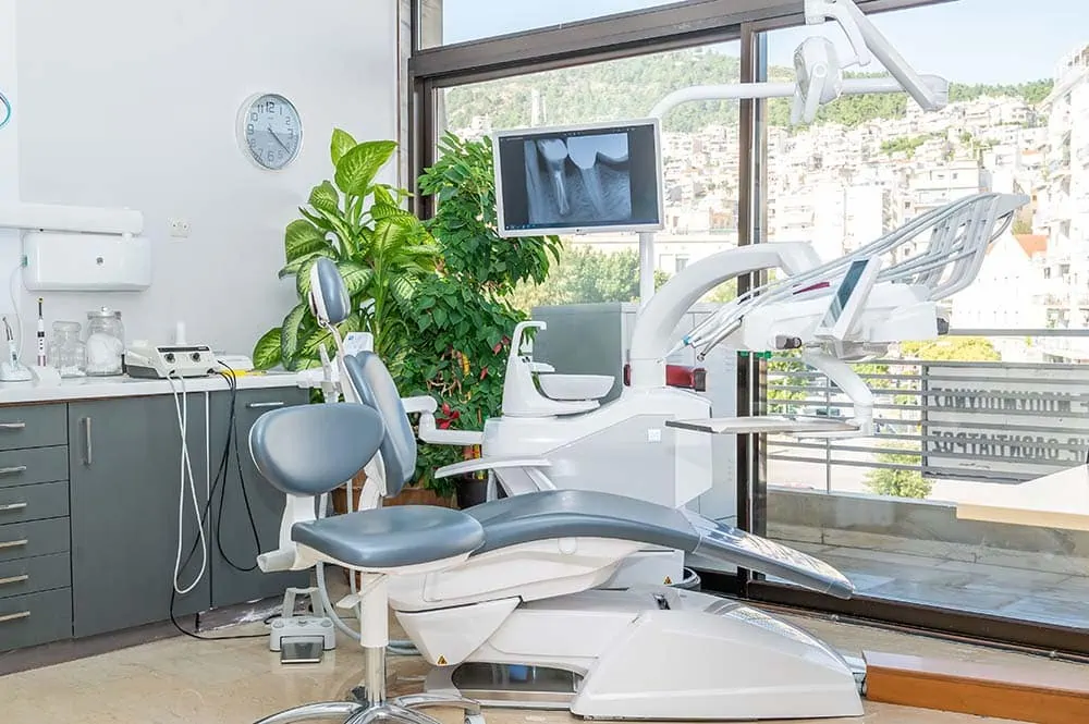 Το Οδοντιατρείο οδοντιατρείο στη Καβάλα