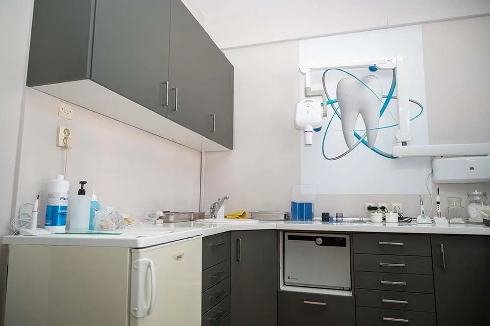 Το Οδοντιατρείο οδοντιατρείο στη Καβάλα